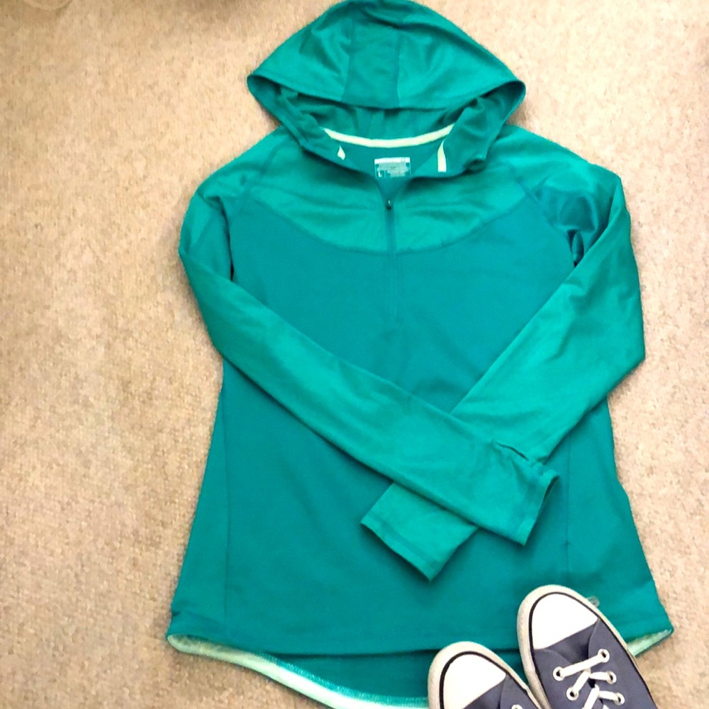 Layer 8 Performance 1/4 zip hooded pullover